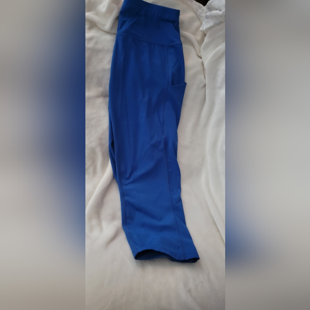 Blue High-Waisted Leggings
